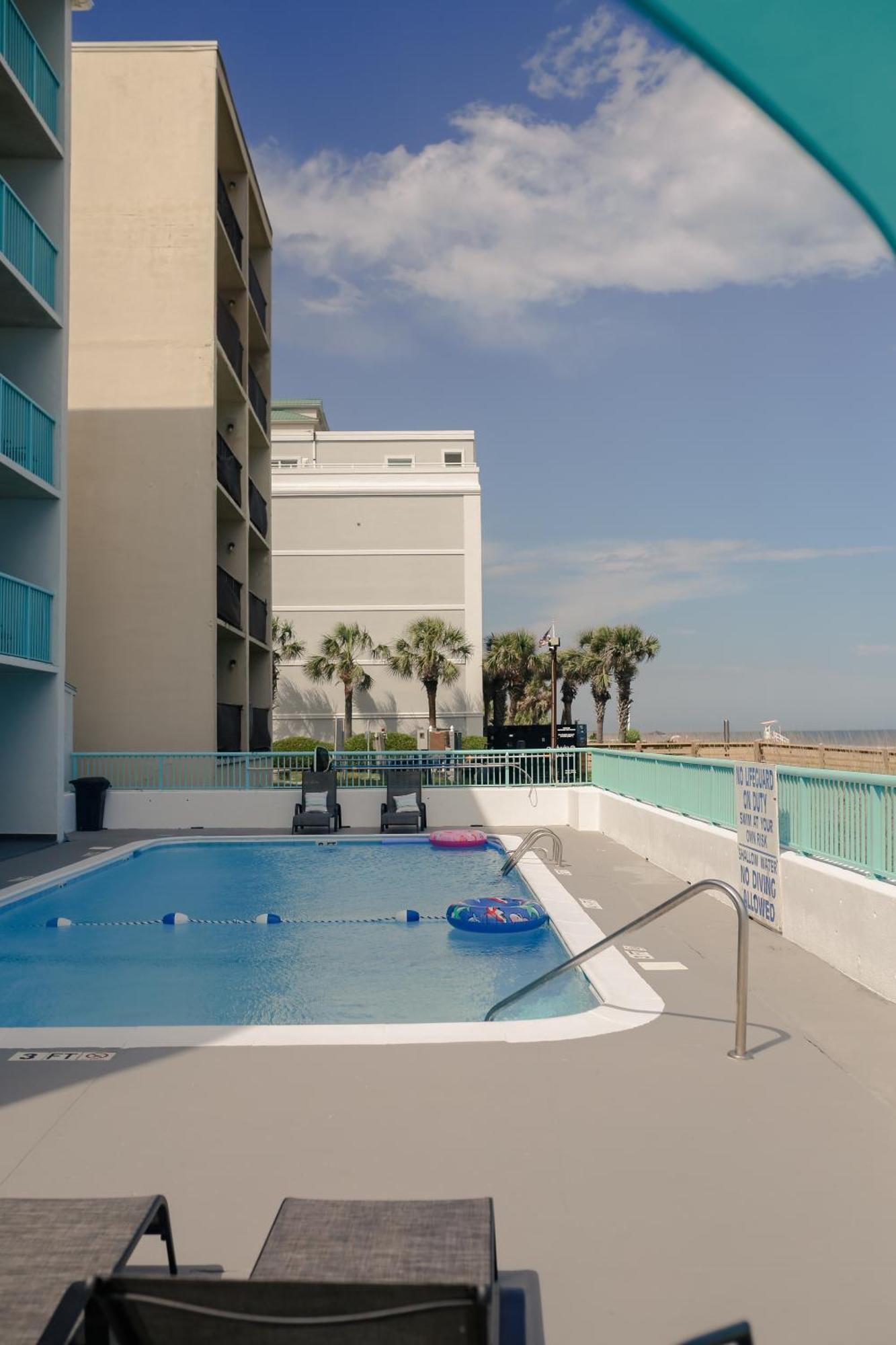 Southern Breeze Ocean Front Hotel Myrtle Beach Exterior foto