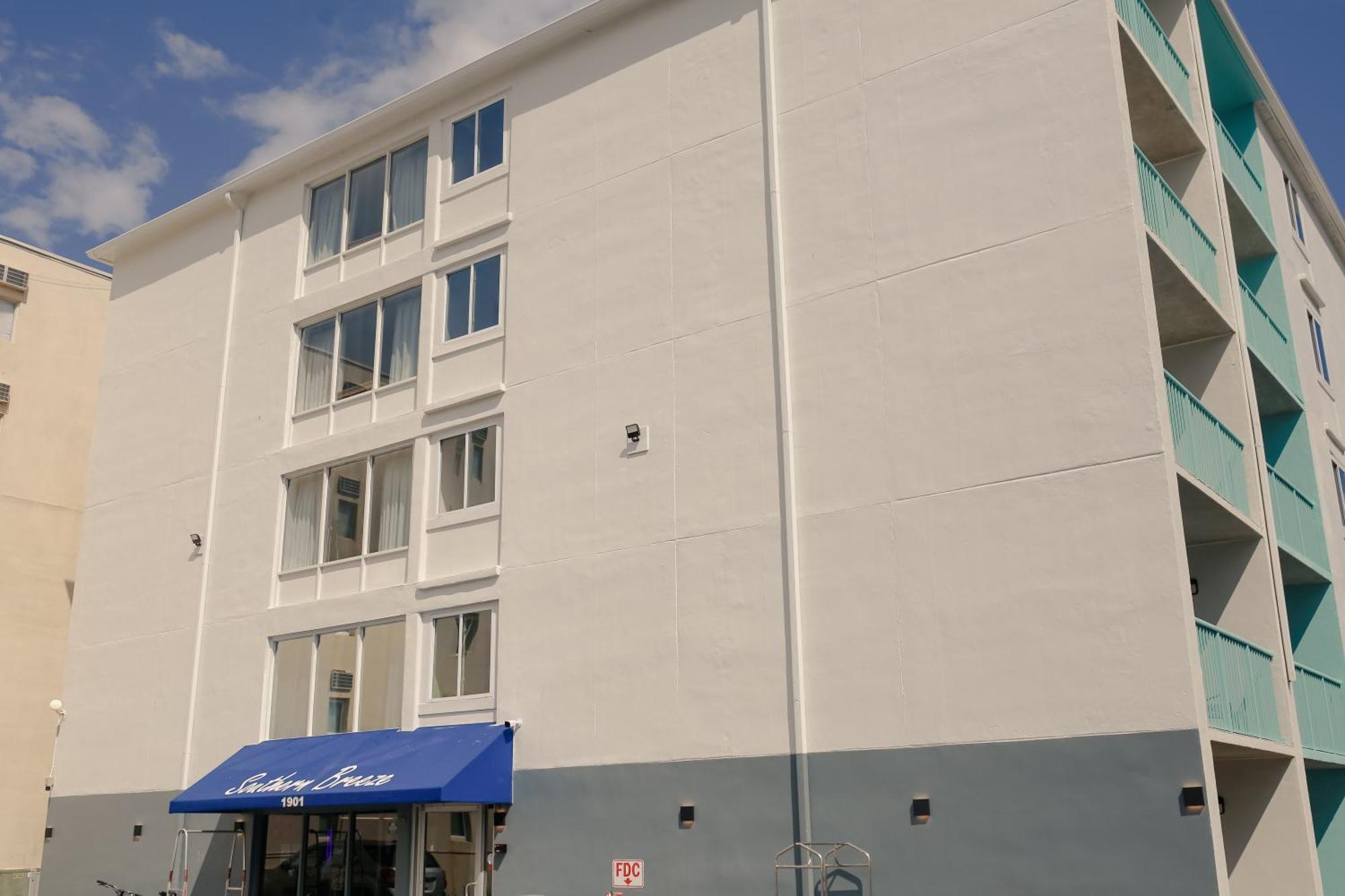Southern Breeze Ocean Front Hotel Myrtle Beach Exterior foto