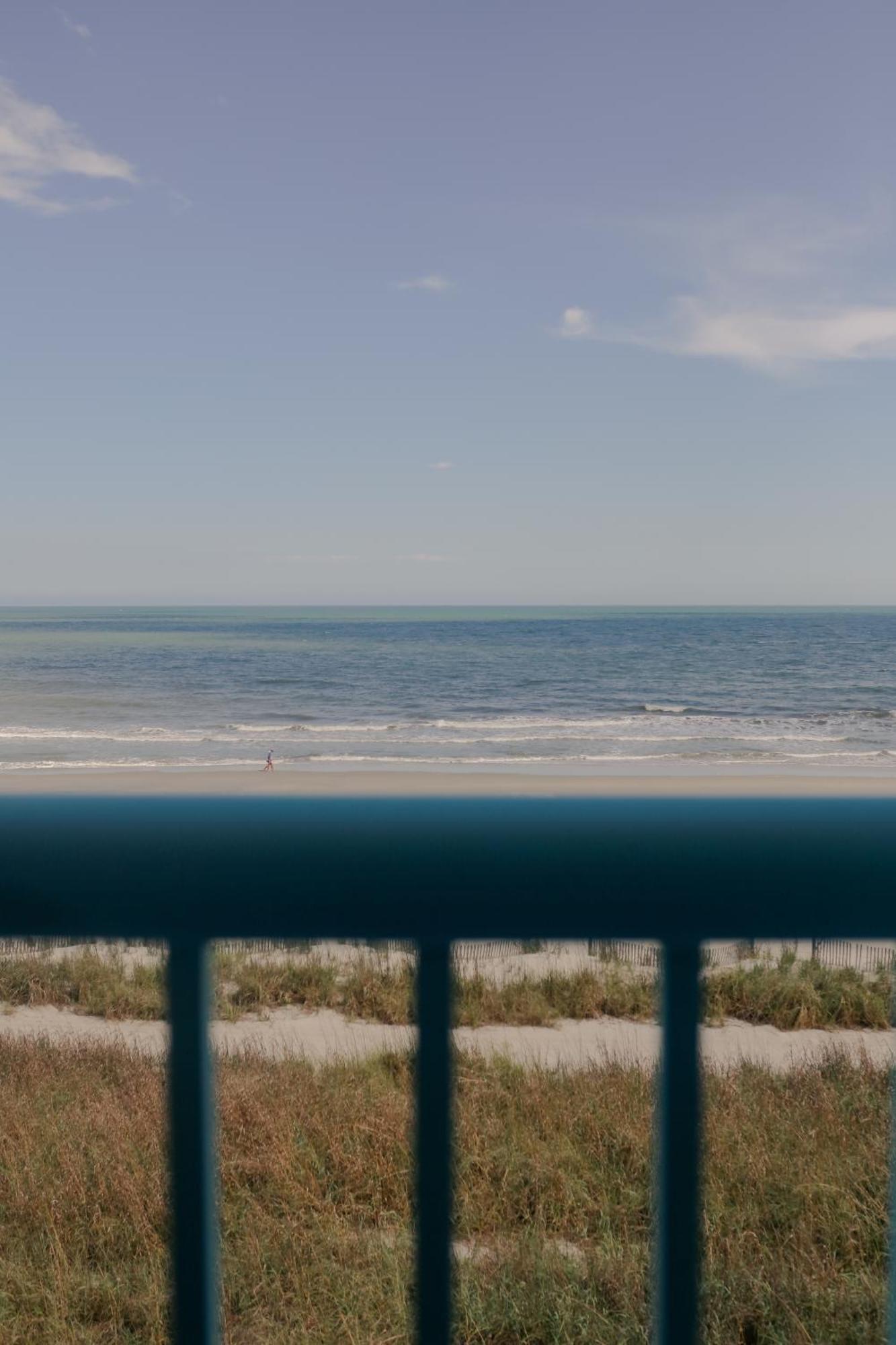 Southern Breeze Ocean Front Hotel Myrtle Beach Exterior foto